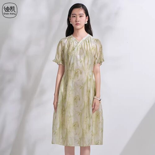 迪凯新中式夏天丝显瘦A字连衣裙