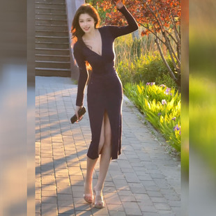 御姐风V领长袖连衣裙女2026夏季新款收腰包臀开叉修身显瘦气质裙