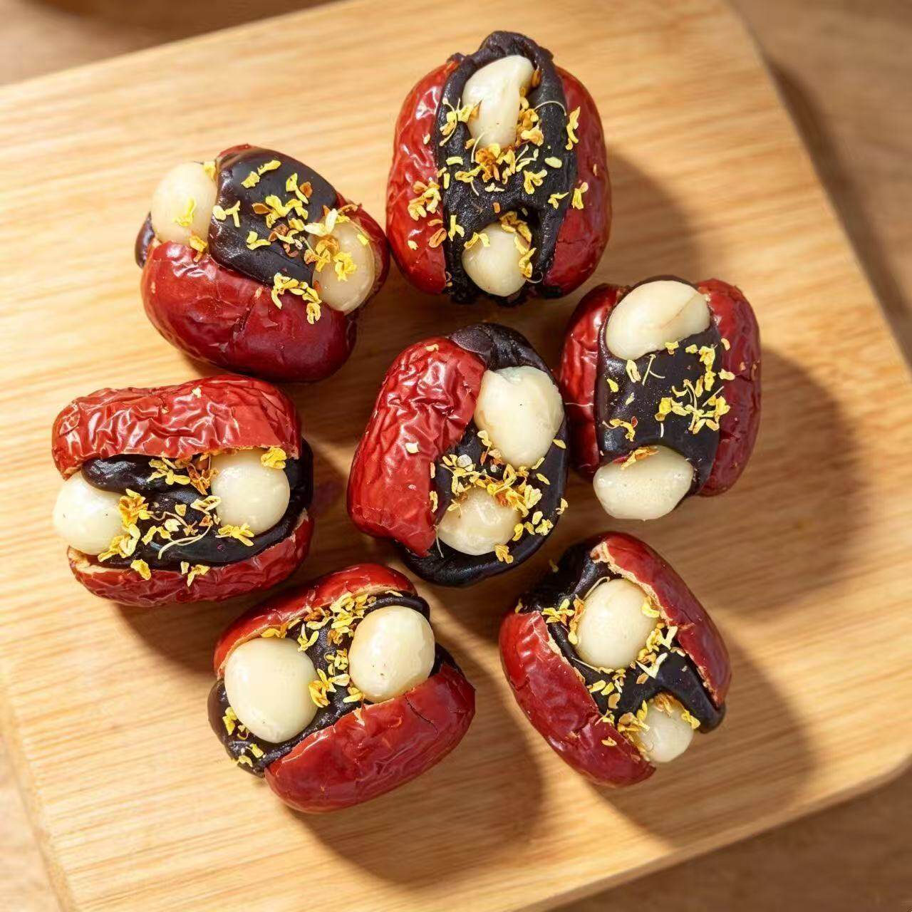 旗舰玉灵抱富枣桂花味玫瑰味去核红枣夹血糯米坚果追剧办公室零食