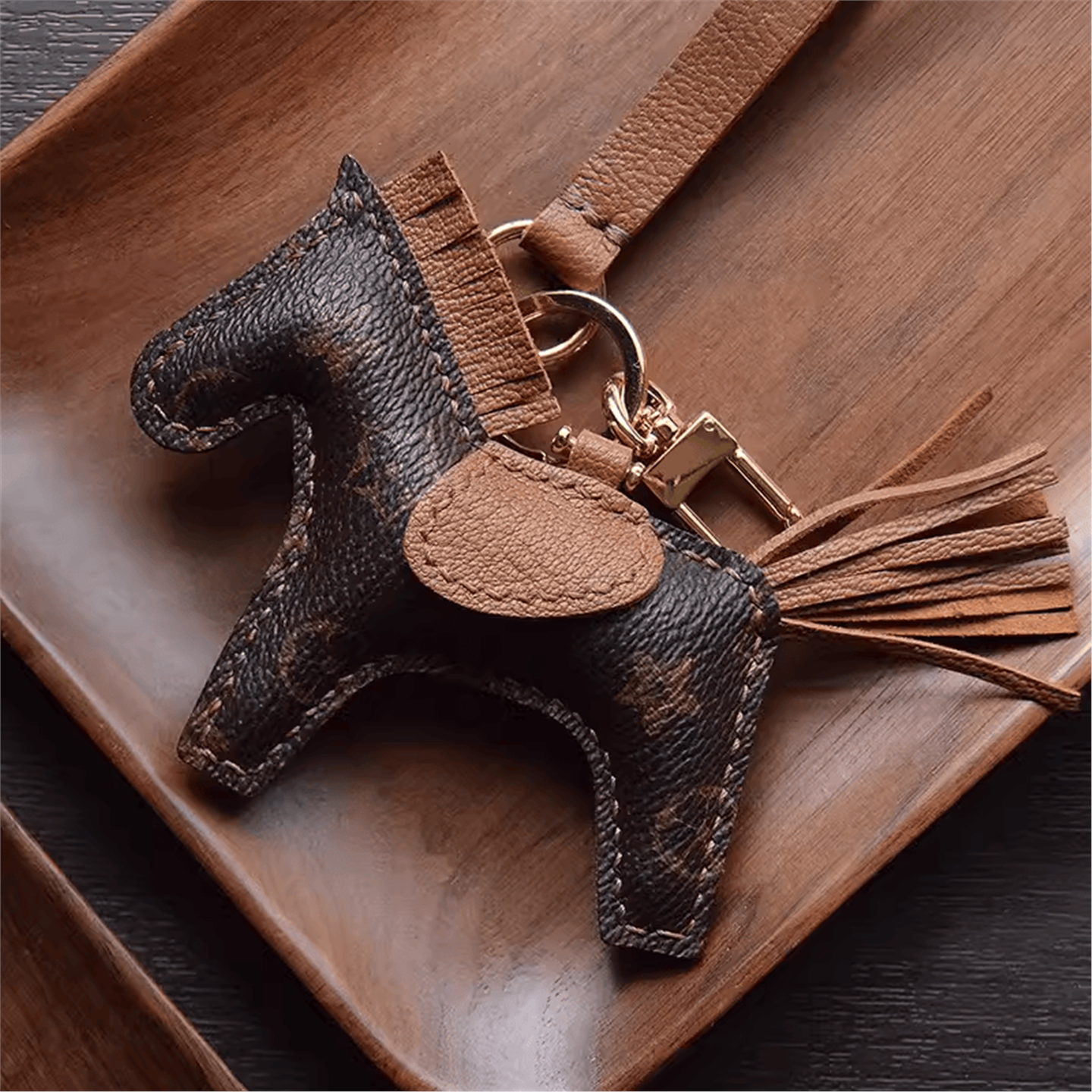 LV&GEDETE 车挂小马包包挂饰汽车钥匙扣speedy25挂件车载后视镜吊图片