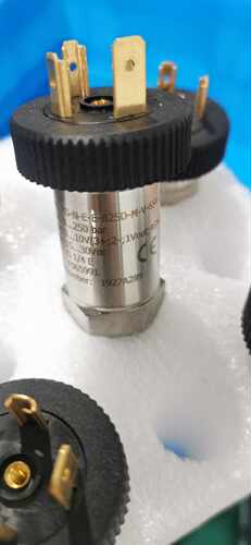 进口杰佛伦压力传感器,注塑机专用变送器,传感器250bar  0-10v
