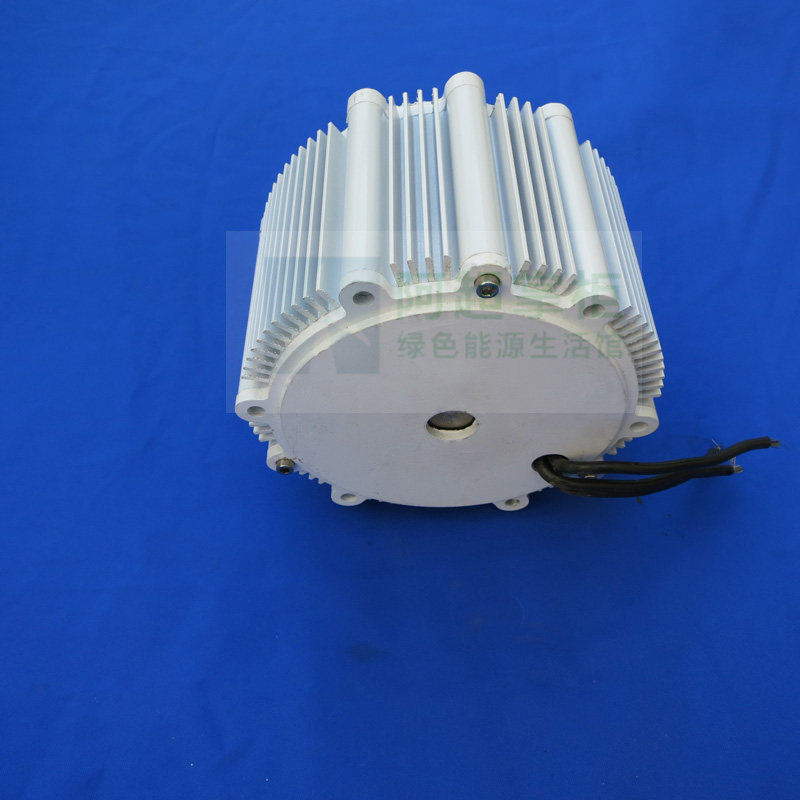 永磁高效1KW风力发电机 1000W发电机低扭矩超低速发电48V/24V/12V