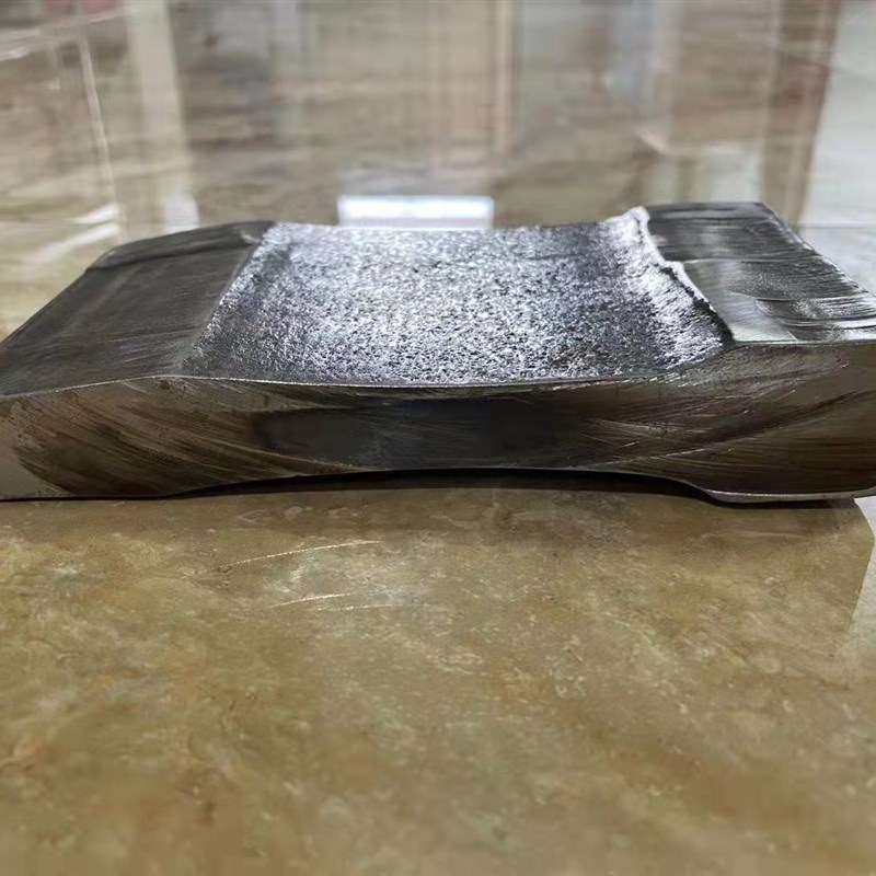 土方工程铲板道轨钢铲粮铲板30-50装载机刀板铲车铲刃轨道钢铲板