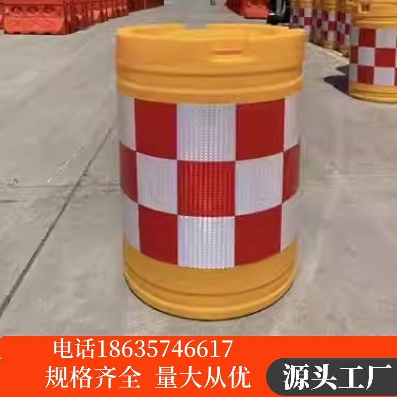甘肃滚塑防撞桶红色水马围挡塑料桶三孔水马施工分流隔离墩注水桶