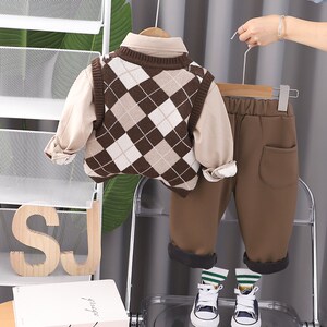 男童装秋冬季加绒加厚三件套婴儿童学院风毛衣宝宝冬装套装1-3岁5
