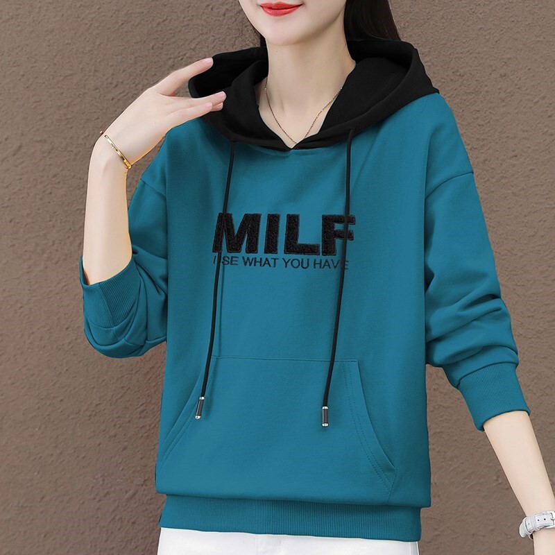 春秋季薄款卫衣女2022年新款本命年红色女士连帽加绒休闲外套高档