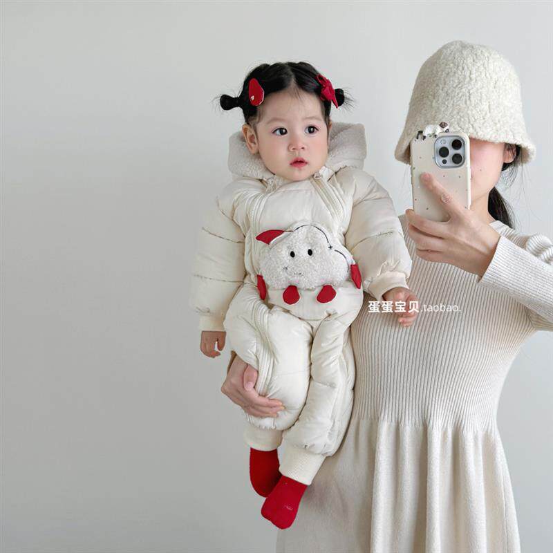 婴儿衣服连体加厚宝宝冬装超萌外出夹棉服冬季婴幼儿洋气男女冬天