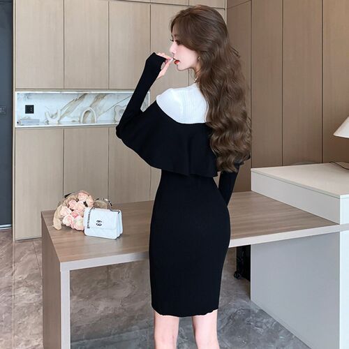 针织连衣裙女秋冬季2024新款黑白撞色荷叶边高级感包臀打底裙内搭