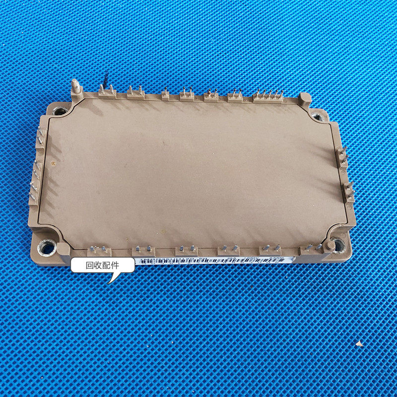 7MBR35SD120-50实价直拍内带一个半导体控制整流器甩卖价格7MBR50
