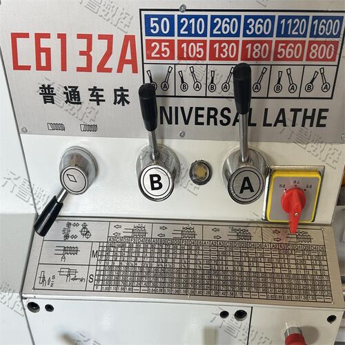 南方车床C6132普通m车床C6132 36 40三环机型C6132高精度车床