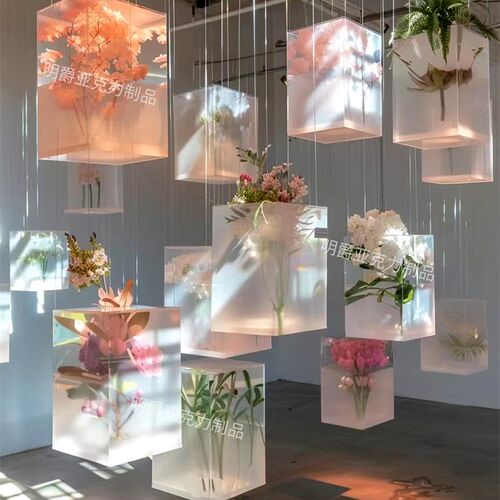 亚克力渐变磨砂室内商业美陈餐厅艺术花束堆头展示台吊装悬空装置