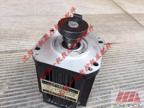 大连机床刀架电机 新微 YLJ-3-4BS YLJ5624 圆台法兰60 带结合子
