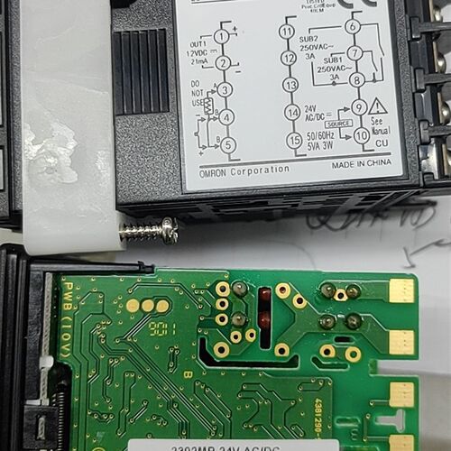 原装正品E5CN-R2MTD-500  E5CN-Q2MTD-500 E5CN-R2TC E5CN-Q2HBTD
