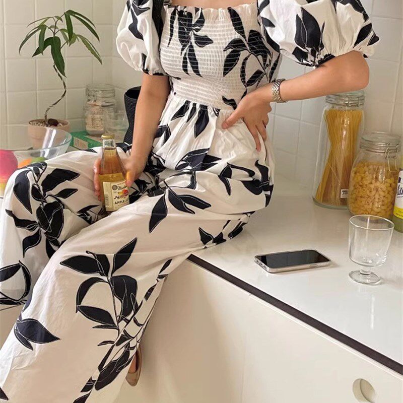 法式高级感一字领碎花连体裤女夏季新款高腰显瘦休闲阔腿裤长裤子
