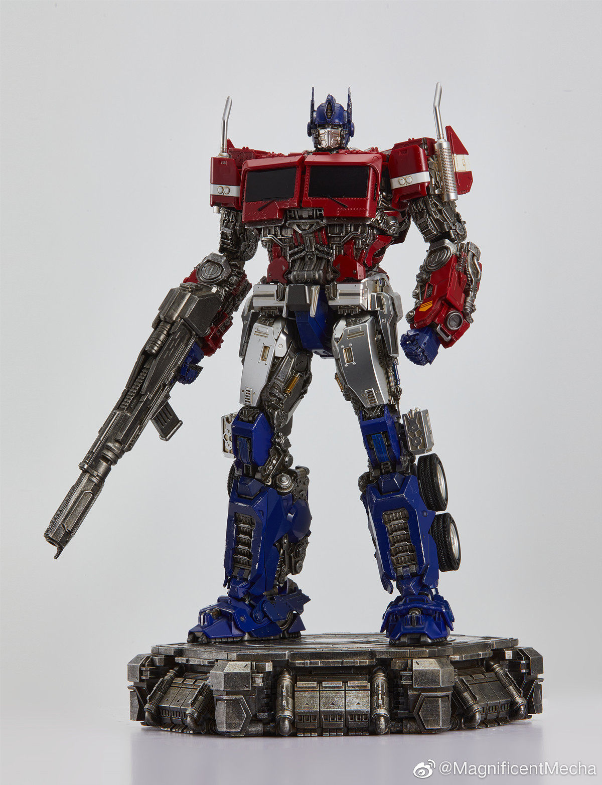 玩具  擎天柱 MM01 2.0 版 合金骨架 变形金刚