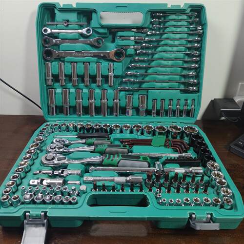 151件套工具套装棘轮板手汽修套装修车汽修保养多功能汽车修理