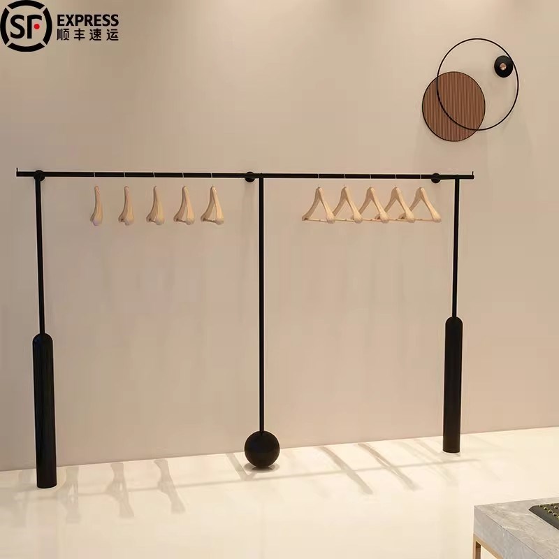 服装店展示架黑色挂衣架上墙壁挂陈列架铁艺烤漆男女装店专用货架