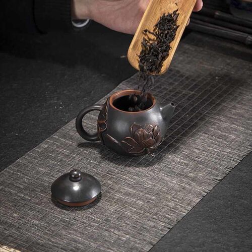 紫陶小龙蛋浮雕壶(135cc)手工雕刻茶壶堆雕紫砂壶手作深雕陶制
