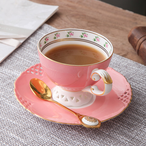 咖啡杯碟欧式骨瓷小奢华花茶杯红茶杯具带勺北欧风镂空陶瓷茶具