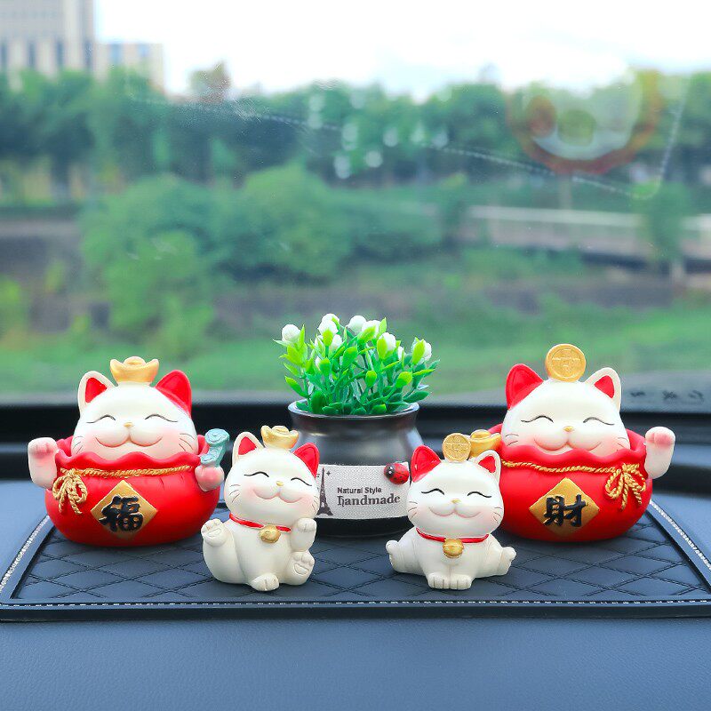 汽车摆件车载车用摇头玩偶可爱招财猫车内饰品摆件装饰用品大全