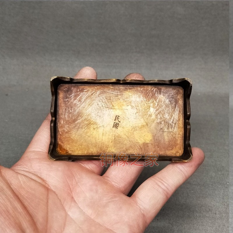 包邮新款 黄铜做旧长方型招财进宝底座桌面工艺品摆饰