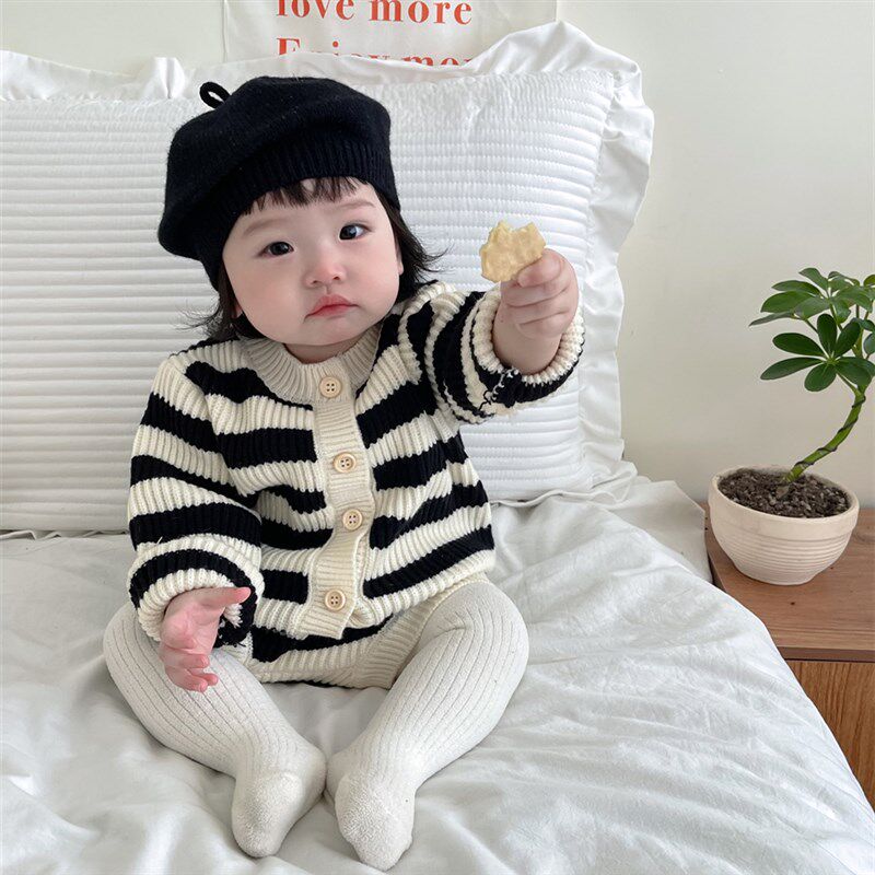2024春秋装婴幼儿童男女宝宝圆领条纹针织开衫外套包屁短裤两件套