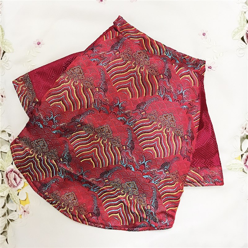 秋冬新年款加厚年服法斗巴哥犬胖狗唐装结婚喜庆过年拜年衣服棉衣