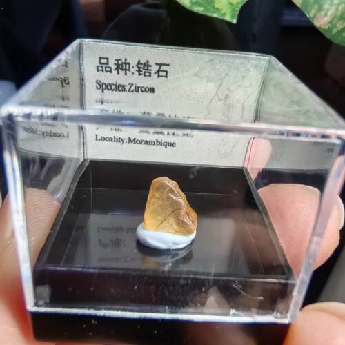 天然锆石原石天然矿物晶体标本盒子猫矿石能量宝石地质科普教学