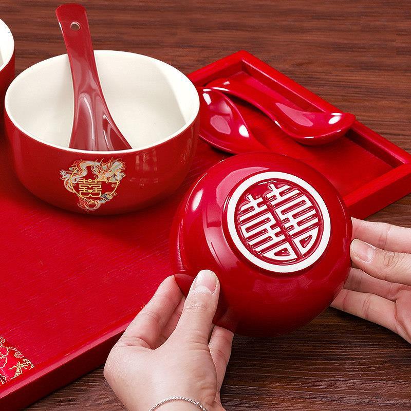 结婚用品喜碗一对红色婚庆子孙碗新人陪嫁品套碗对杯陶瓷对碗婚庆