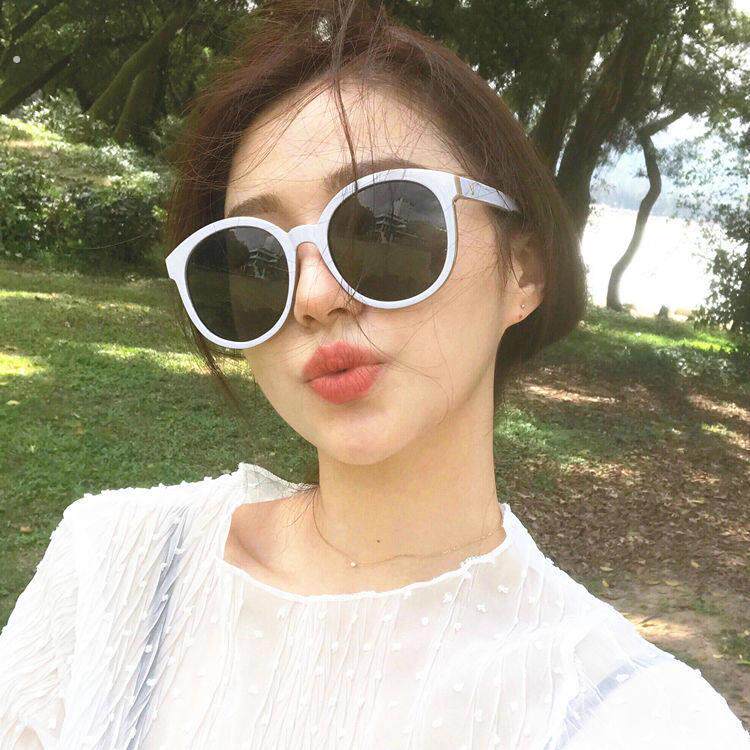 韩国2020新款太阳眼镜女潮网红同款偏光复古圆形白色太阳眼镜大框