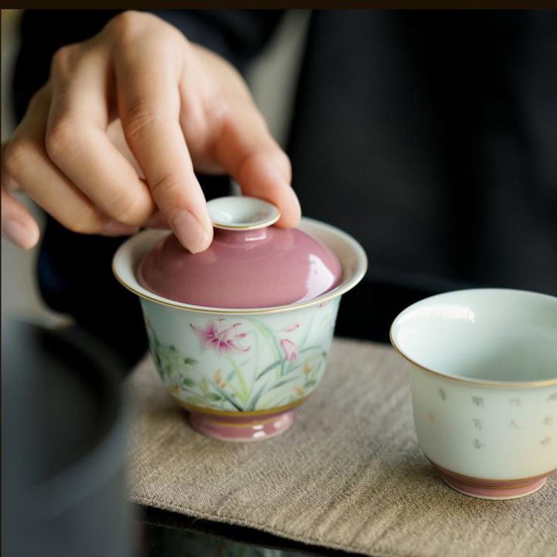 云由新品陶瓷茶具粉彩手绘木槿紫百合花盖碗家用女生小容量泡茶碗