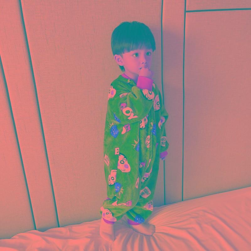 秋冬宝宝法兰绒分腿睡袋加厚珊瑚绒男女童防踢被连体睡衣家居服