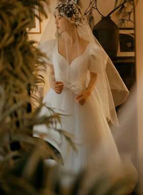 2026新款轻婚纱白色礼服平时可穿仙女领证登记小个子名媛法式连衣