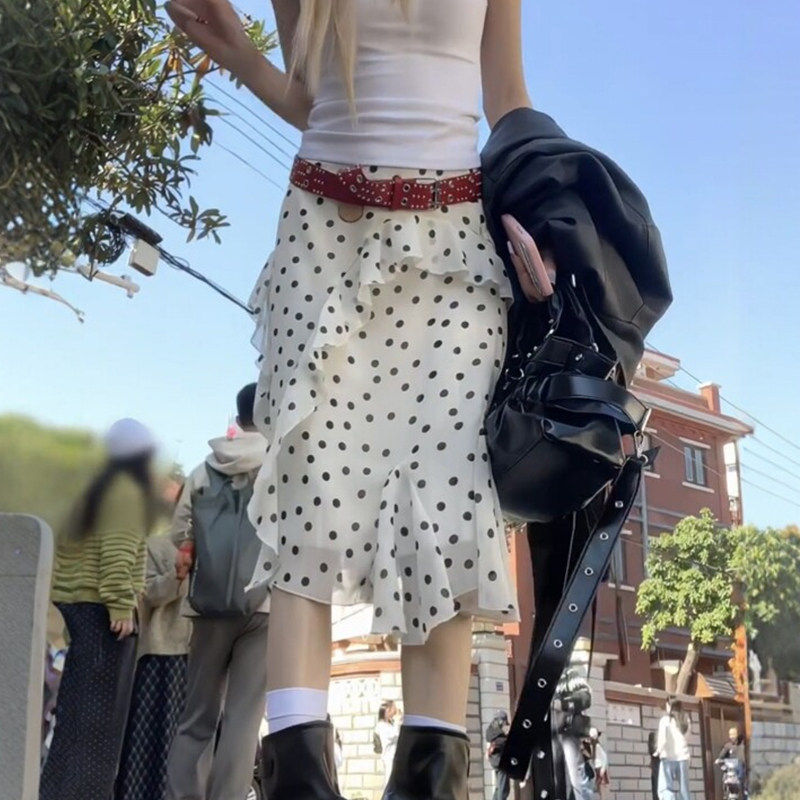 不规则中裙波点白色半身短裙女春天ootd穿搭大码梨型身材伯克利裙