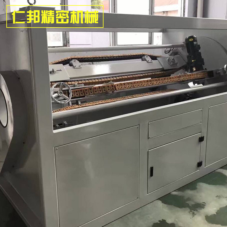 塑料管材螺旋三爪牵引机