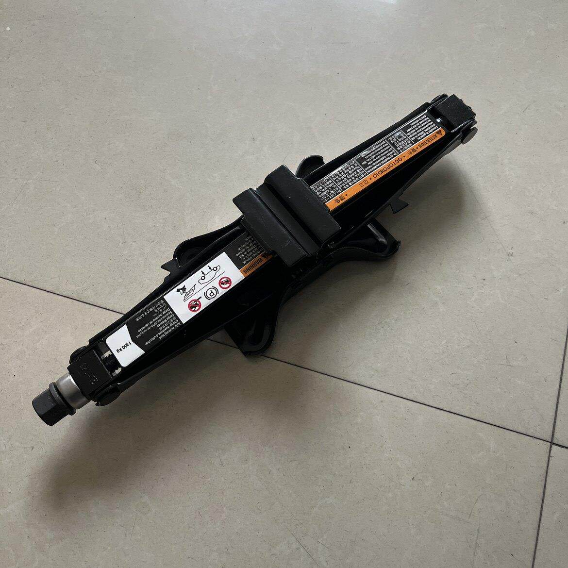 适配别克新君威千斤顶新君越迈锐宝千斤顶工具轮胎扳手套筒轮毂拆