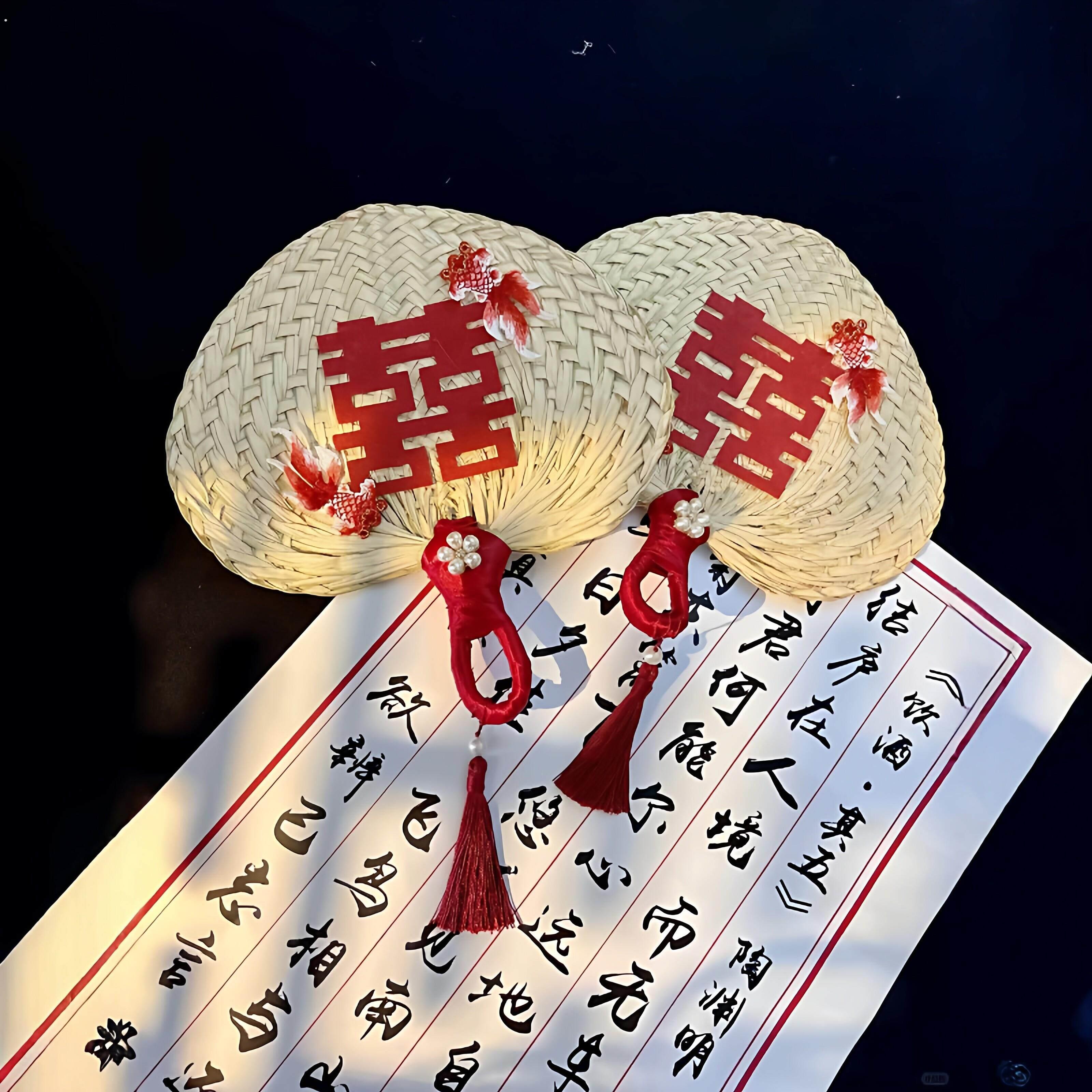 新娘喜扇喜庆锦鲤晨袍拍照手摇扇工艺扇/团扇/喜扇/