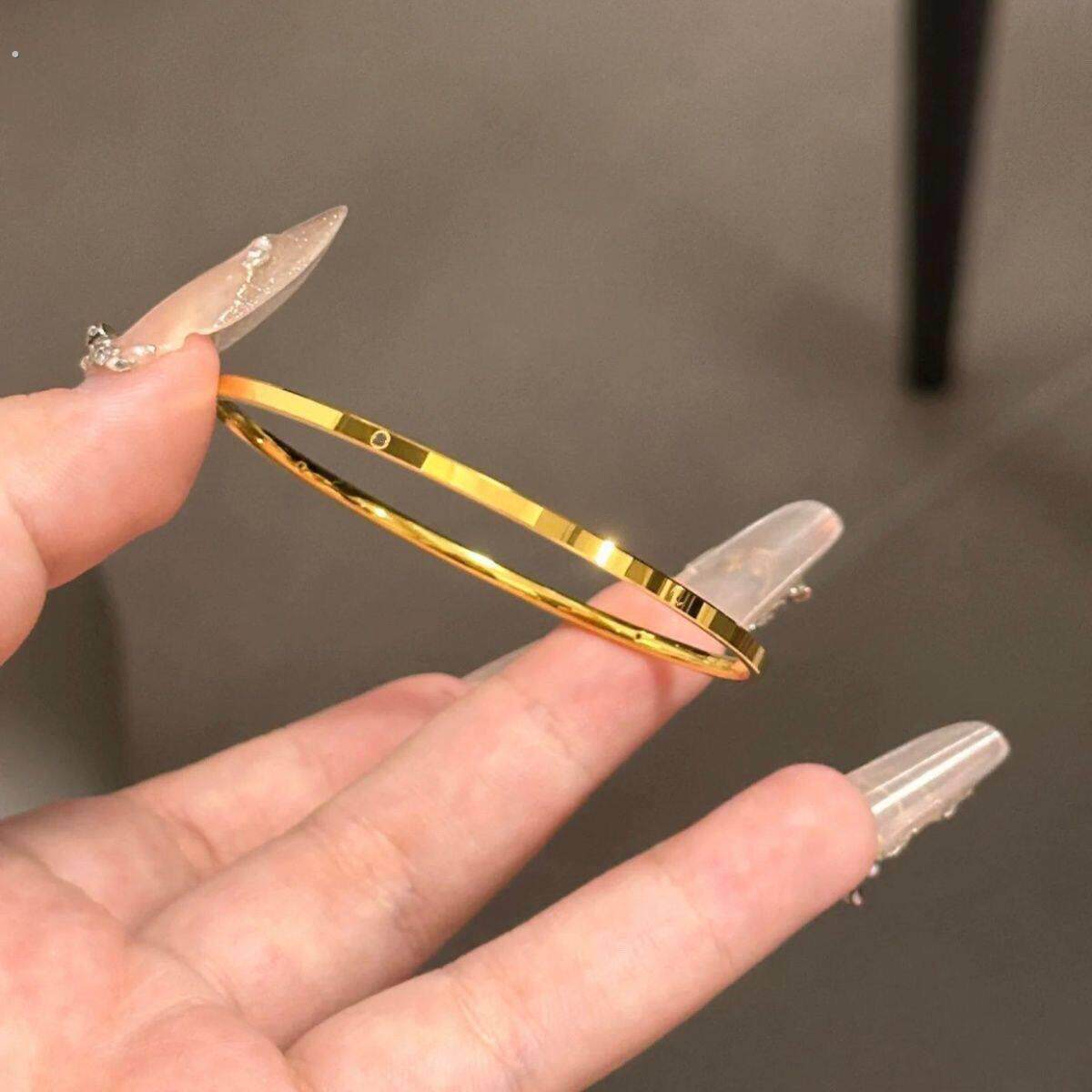 钛钢不掉色三生三世亮面闭口闺蜜素手环周家同款轻奢情侣手镯饰品