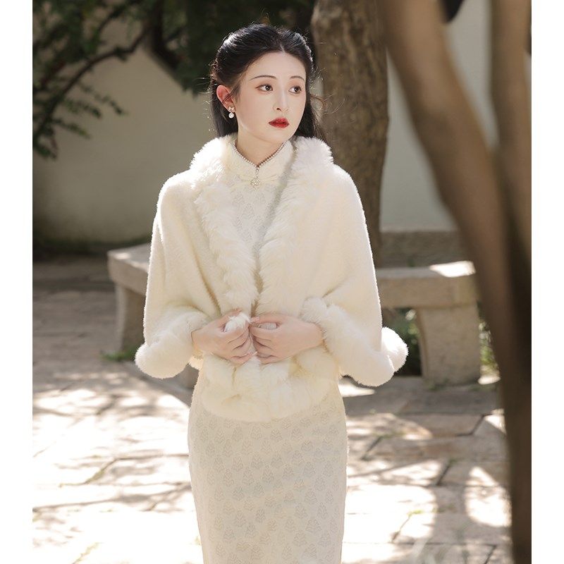 旗袍婚纱披肩秋冬季2024新款新娘结婚敬酒服加厚加绒外搭斗篷白色