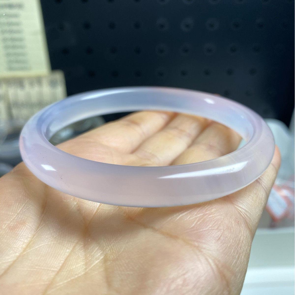 高端特大圈口6271圈特色玛瑙手镯
