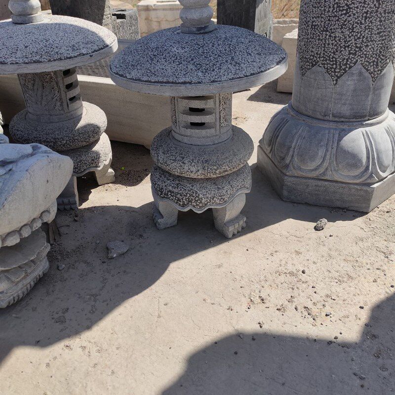 石灯笼日式庭院石灯仿古青石头灯户外花园酒店草坪电石灯石雕摆件