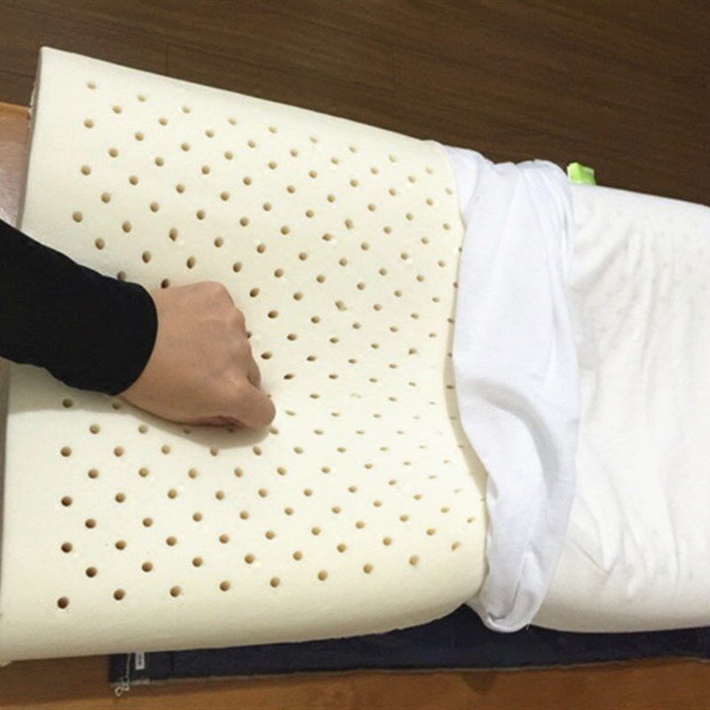 泰国橡胶天然乳胶护颈止鼾美容成人枕芯一只装非记忆棉媲美皇JIA