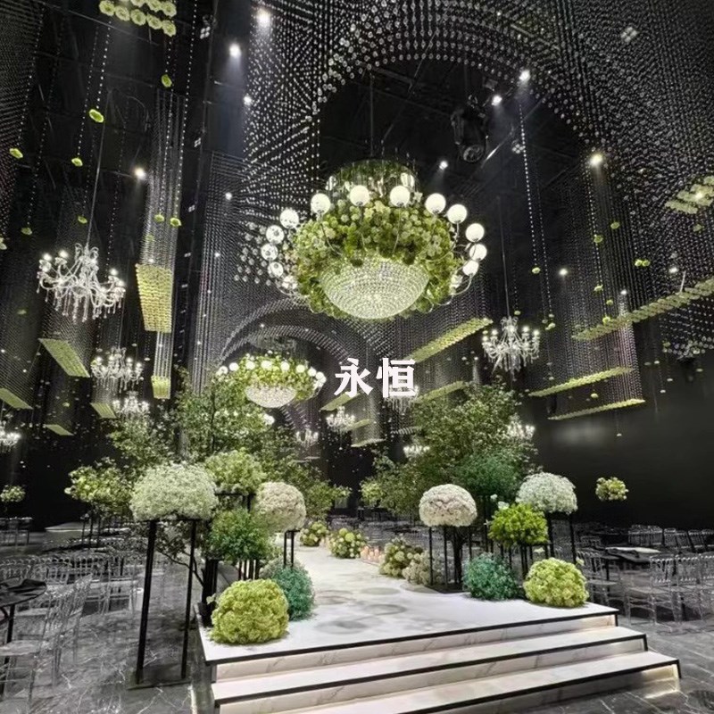 新款婚礼堂水晶吊灯酒店宴会厅顶部装饰铁艺造型吊灯水晶灯菠萝珠