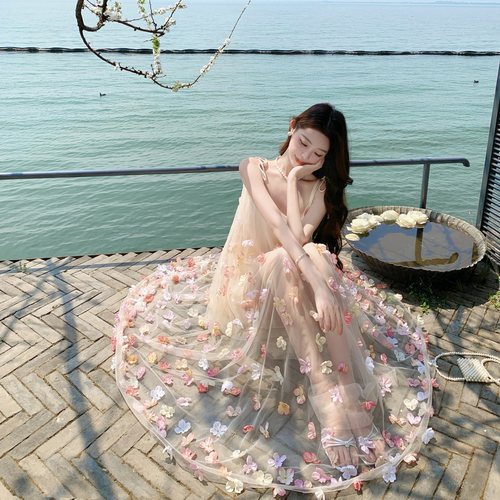 实拍  重工高密版 高级感立体花朵吊带连衣裙小众礼服仙女裙子