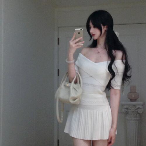 一字肩针织套装女春夏季收腰显瘦短款上衣百褶半身裙两件套