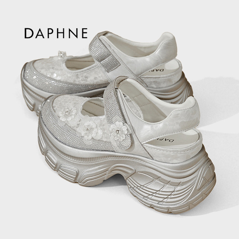 Daphne/达芙妮厚底玛丽珍鞋女水钻包头增高老爹鞋休闲风高跟凉鞋P