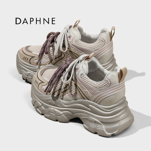 Daphne/达芙妮网面透气老爹鞋