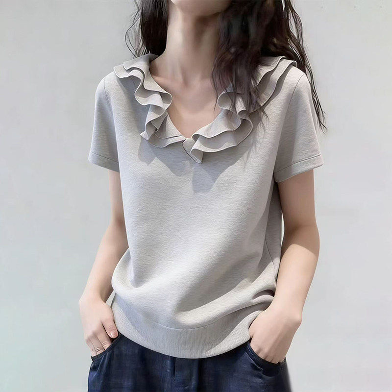 灰色V领T恤女短袖2026夏季新款时尚减龄宽松显瘦设计感木耳边上衣