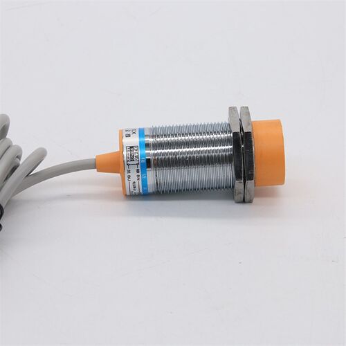 接近开关J30-D15NK PK 三线两线常开NPN PNP DC10-30V