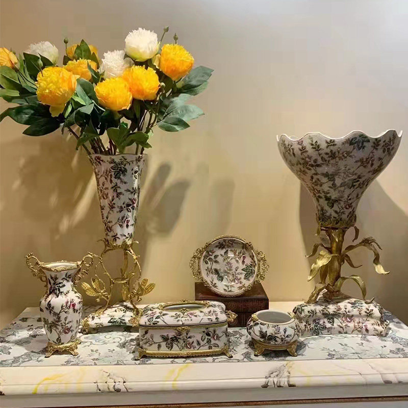 欧式玄关装饰摆件花插陶瓷配铜花瓶美式客厅工艺品黄铜装饰摆设